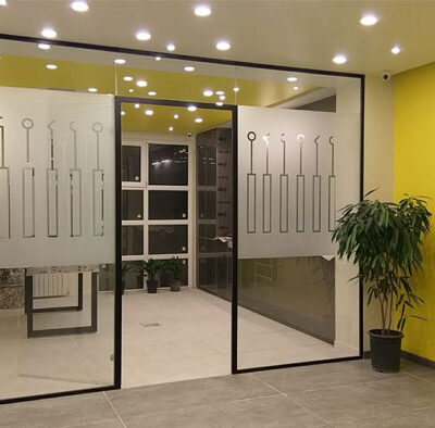 پارتیشن شیشه ای آرمان سازه